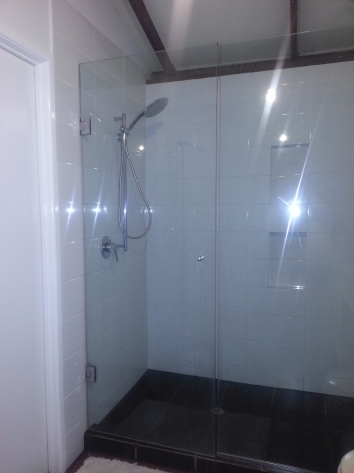 frameless shower screens